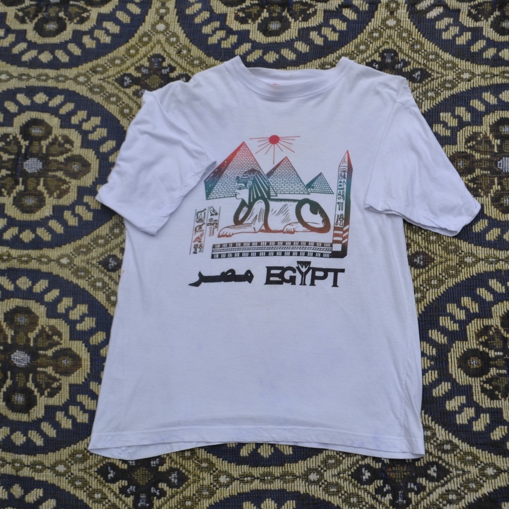vintage Egypt graphic tee